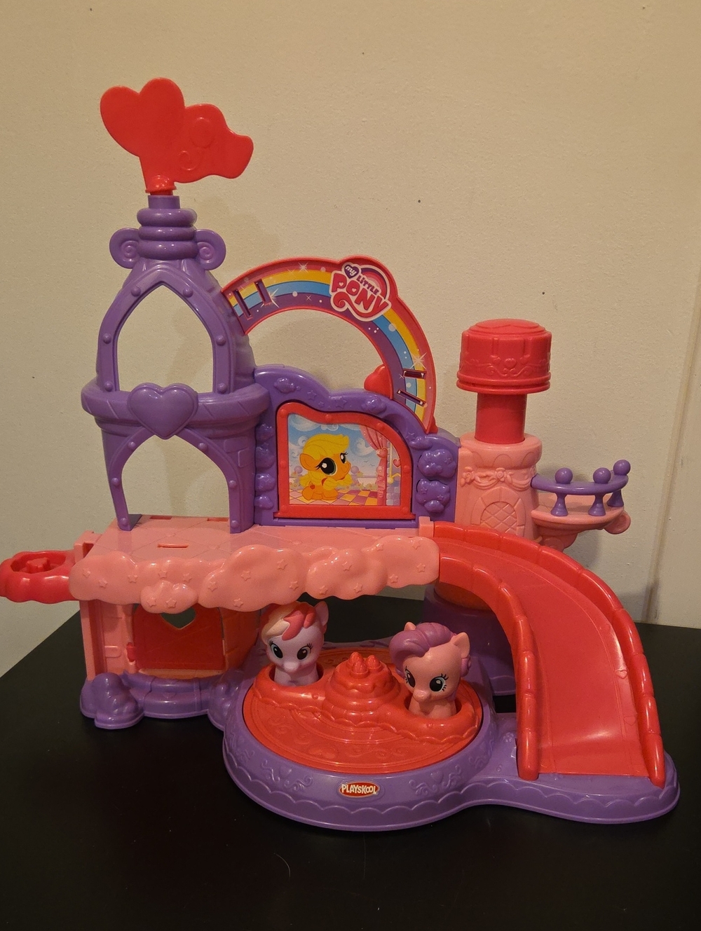 Playskool My Little Pony Musical Celebration Castle With 2 Ponies